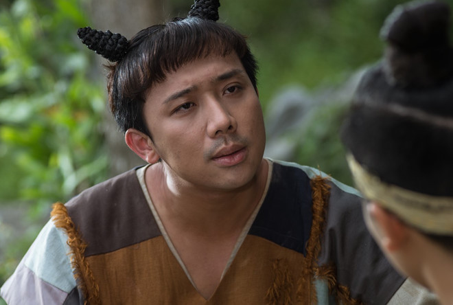 Việc Trấn Thành lên tiếng khi 'Cua lại vợ bầu' bị chơi xấu khiến nhiều khán giả chỉ trích ê-kíp 'Trạng Quỳnh'.