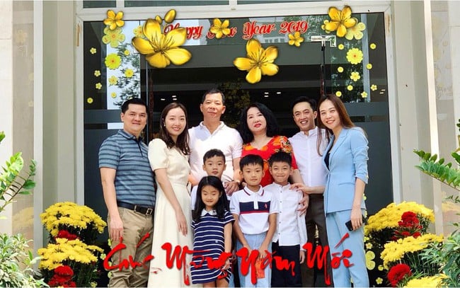 Dịp Tết Nguyên Đán năm nay, hai vợ chồng Cường Đô La đi nghỉ dưỡng tại Đà Lạt cùng bố mẹ hai bên.    