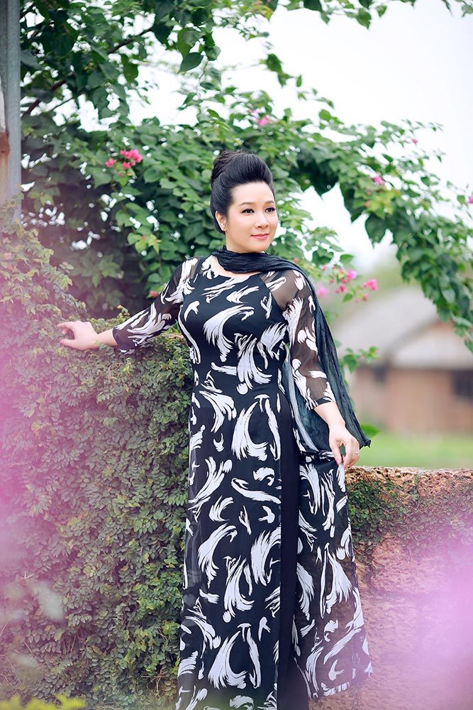 Thanh Thanh Hiền từng gọi Chế Linh bằng anh khi chưa kết hôn với Chế Phong.