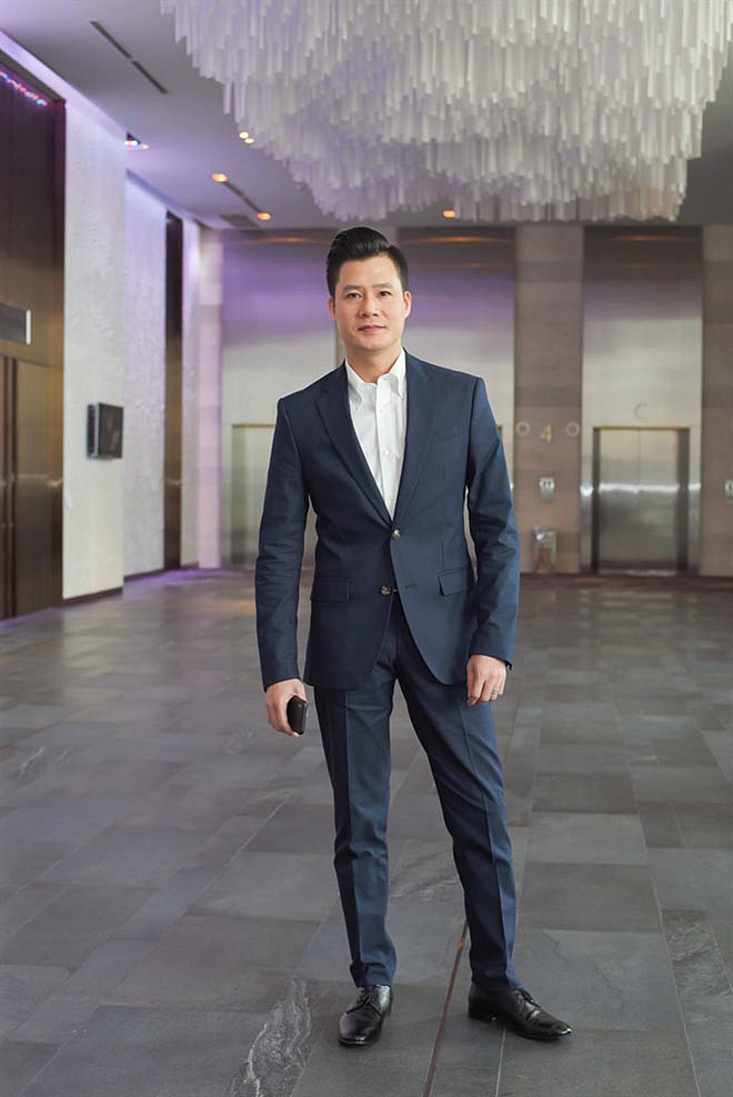 Quang Dũng từng có mức cát xê từ 8000 đến 12000 USD khi lưu diễn ở Mỹ.    