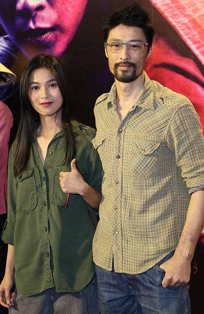 Johnny Trí Nguyễn xuất hiện bên cạnh bạn gái Nhung Kate.
