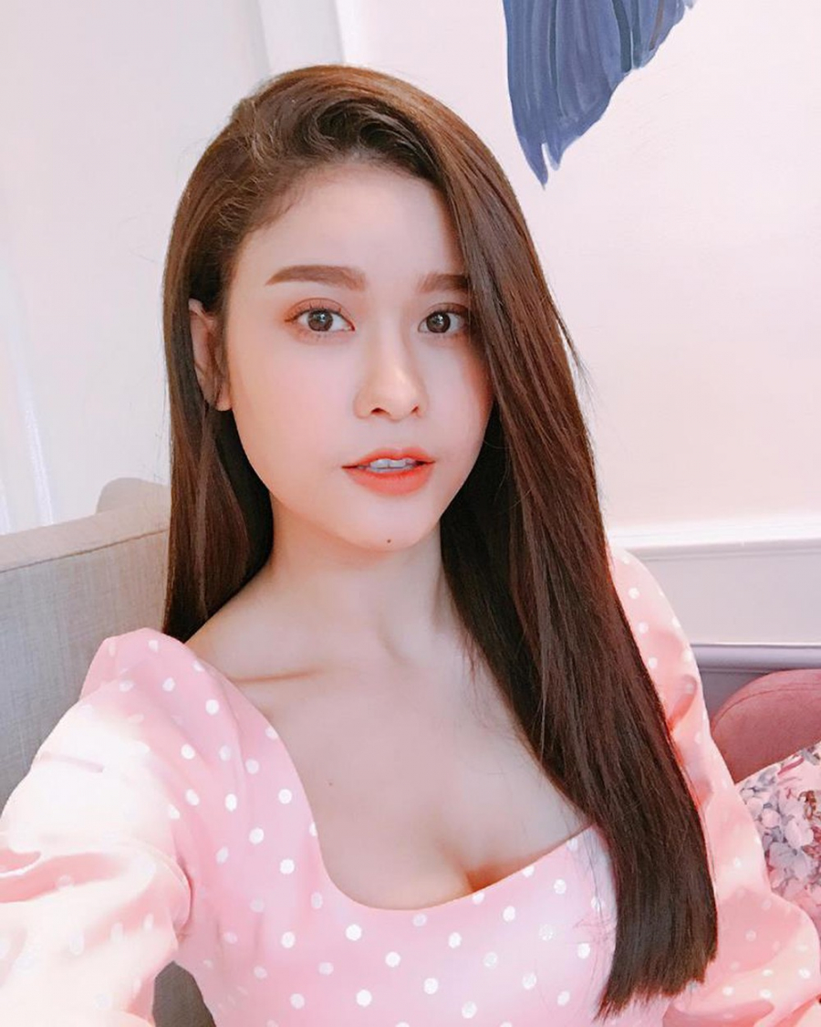 Trường Quỳnh Anh cho rằng, không cần dựa dẫm vào đàn ông, phụ nữ vẫn có thể tạo ra cả thế giới cho riêng mình.