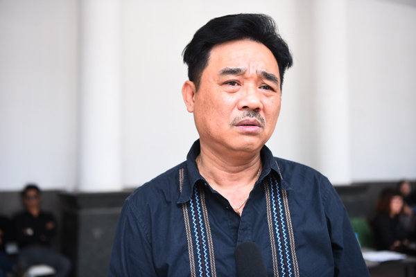 dam-tang-nghe-si-pham-ban