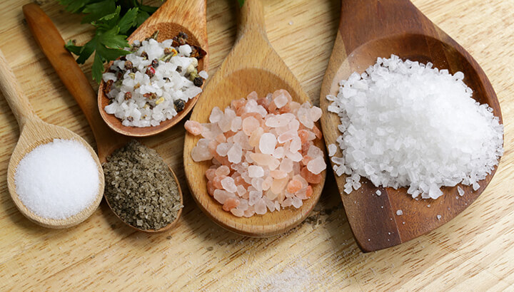 Drink-Water-Saly-Water-With-Natural-Salts