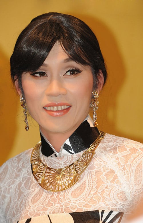 7-hoai-linh-gia-gai-9