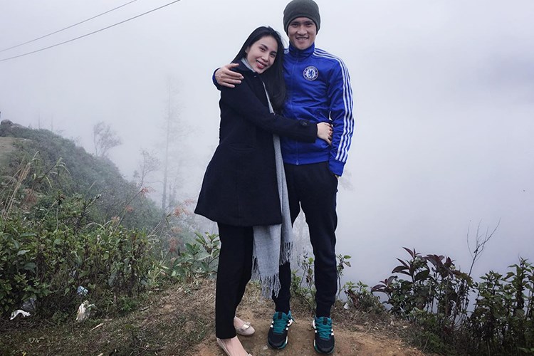 vo-chong-thuy-tien-hanh-phuc-ky-niem-9-nam-yeu-nhau-hinh-3