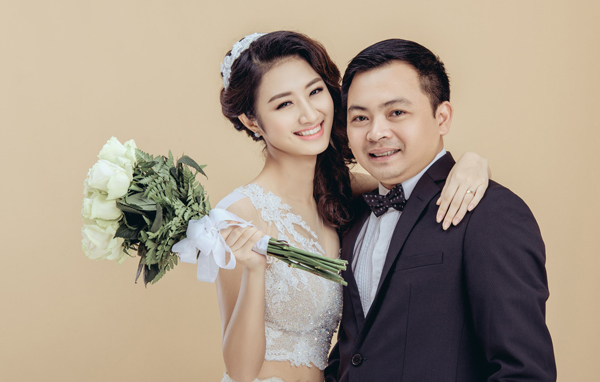 anh-cuoi-hoa-hau-thu-ngan