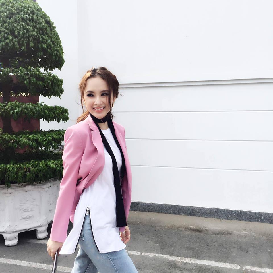 angela-phuong-trinh (9)