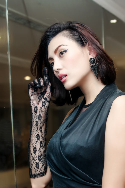 cuu-sieu-mau-hoang-yen-ph