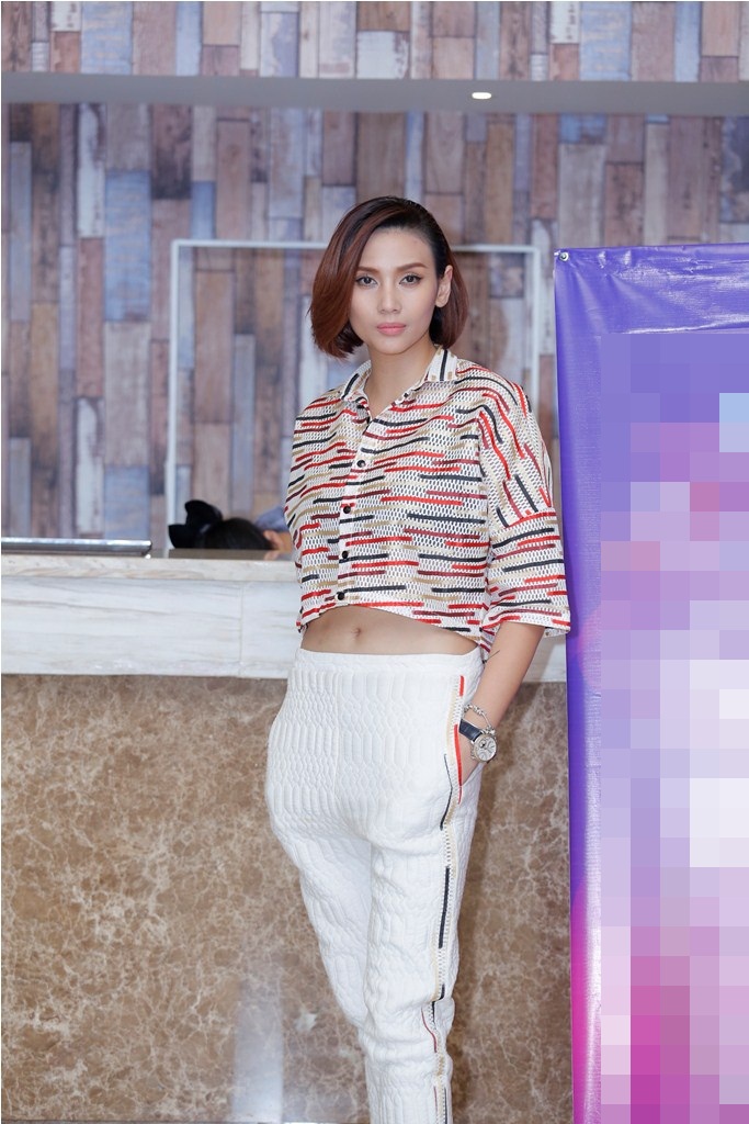 cuu-sieu-mau-hoang-yen-ph