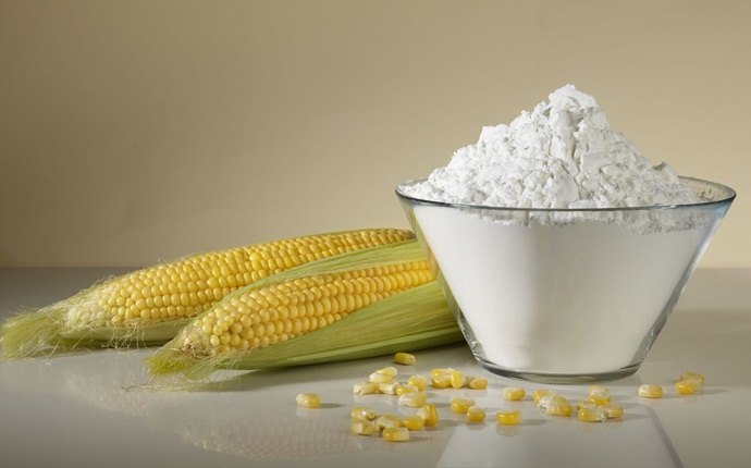 cornstarch-and-strawberry-face-mask