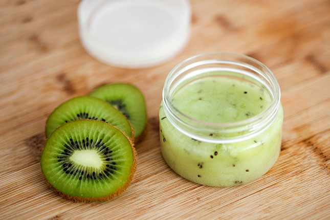 kiwi-facial-scrub