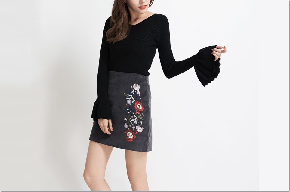 bell-sleeve-tops-to-grab-