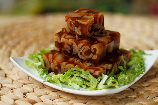 thay-doi-khau-vi-ngay-tet-voi-mon-da-heo-nau-dong-la-mieng-10