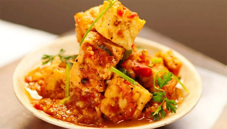 5-mon-an-ngon-bo-re-du-chat-cho-sinh-vien--2