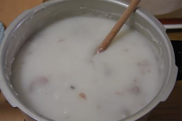 cach-nau-chao-suon-4