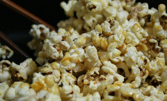 cach-lam-bap-rang-bo-bang-noi-com-dien-1