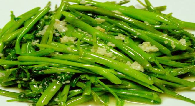 rau-muong-xao-toi