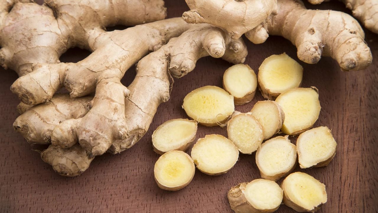 Người ta thường sử dụng gừng để khử mùi tanh của thực phẩm và giúp Shbet0099 cá cược trực tuyến thêm đậm đà