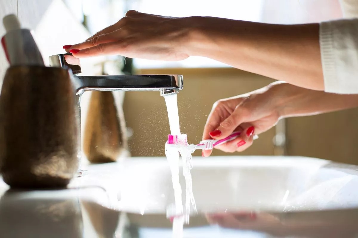 Bàn chải đánh răng nên được thay ba tháng một lần. Ảnh minh họa