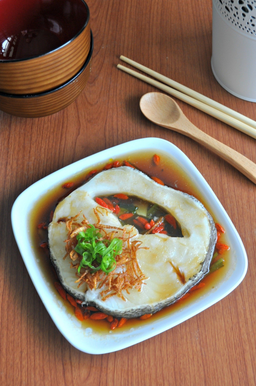 steamed-codfish-w-scallions-wolfberries-crispy-ginger-2-20170917035219
