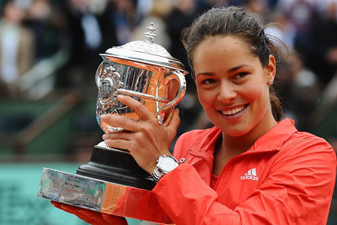 Hoa hau lang quan vot Ana Ivanovic tuyen bo giai nghe sharoncuneta.com 1