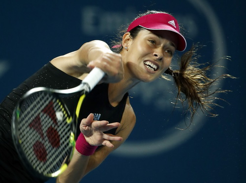 Hoa hau lang quan vot Ana Ivanovic tuyen bo giai nghe sharoncuneta.com 2