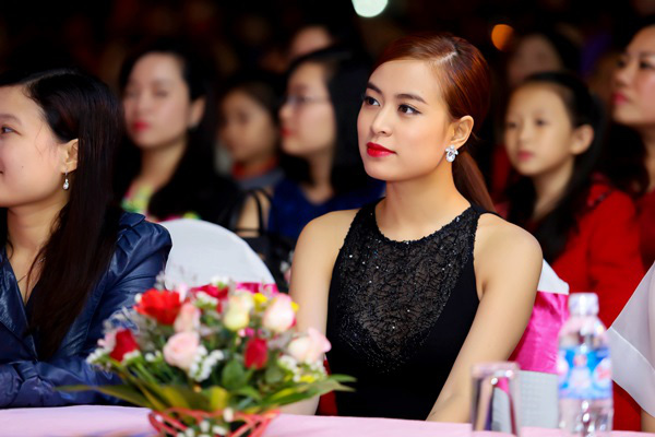 Ngoi sao Hoang Thuy Linh la ai sharoncuneta.com 2