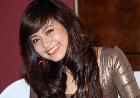 Ngoi sao Hoang Thuy Linh la ai sharoncuneta.com 3