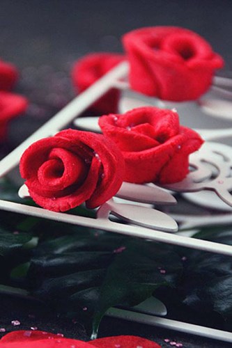 Tu tay lam banh bong hong danh tang nguoi yeu nhan ngay Quoc te phu nu 8 3 sharoncuneta.com 6