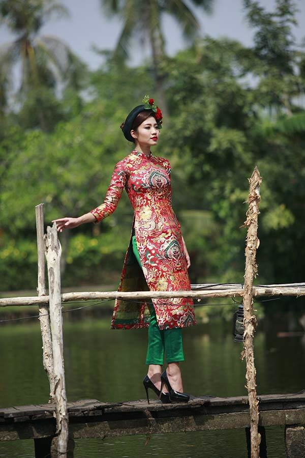 5.don-tet-duong-xinh-lung-linh-voi-ao-dai-cach-tan-4-sharoncuneta.com