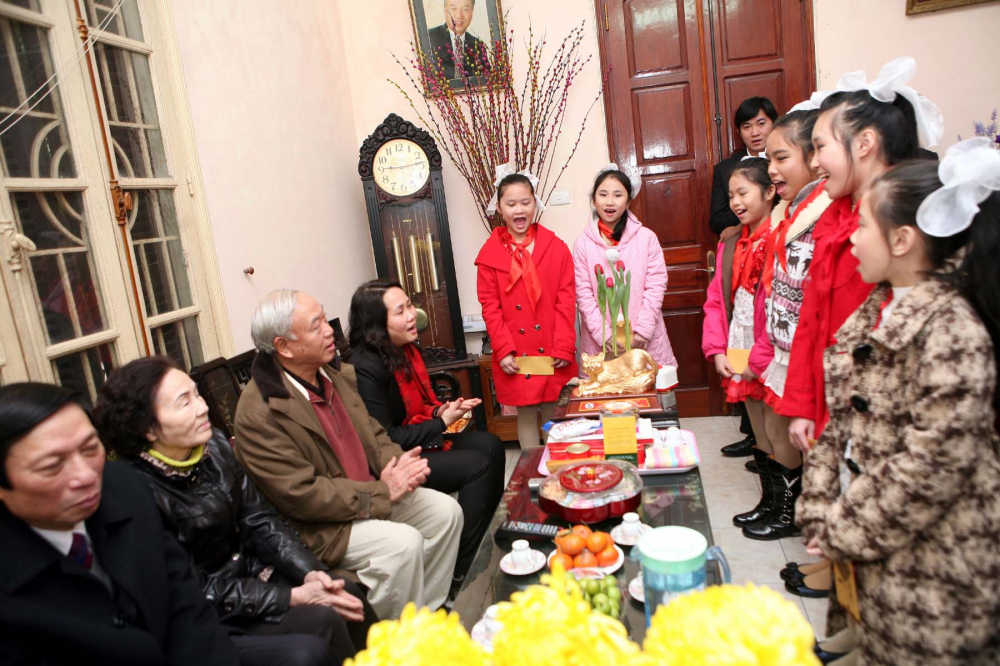 21.chon-nguoi-xong-dat-mo-hang-cho-gia-chu-tuoi-giap-tuat-1-sharoncuneta.com (1)