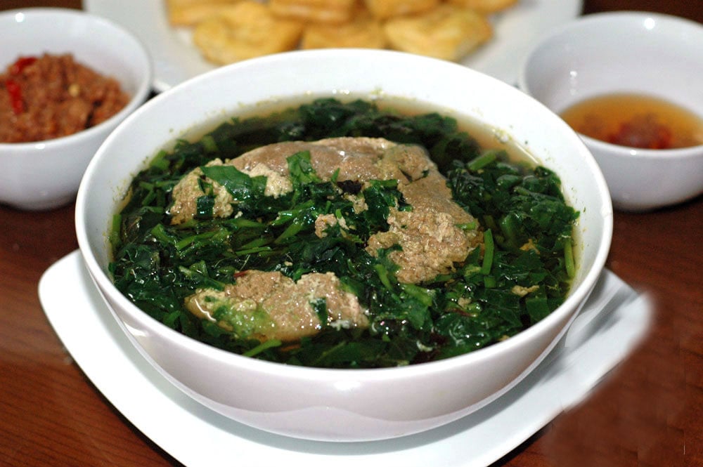 15.cong-thuc-nau-mon-canh-thit-ga-chum-ngay-thom-ngon-cho-mua-he-1-sharoncuneta.com
