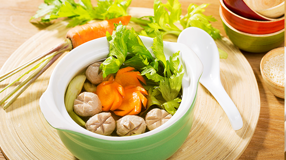 54.cong-thuc-nau-canh-can-tay-nau-thit-bam-thom-mat-cho-ngay-he-sharoncuneta.com