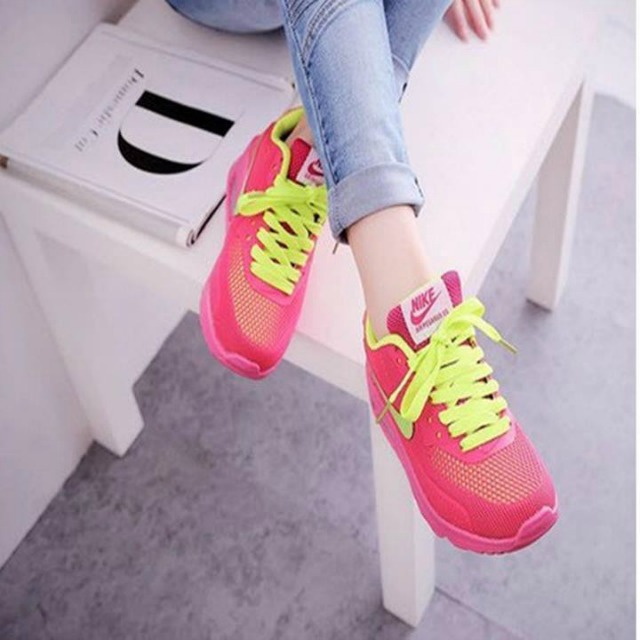 8.nhung-mon-qua-y-nghia-nhat-ngay-20-10-tang-em-gai-1-sharoncuneta.com