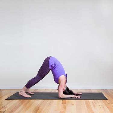 1.dong-tac-yoga-nao-chua-dau-dau-hieu-qua-1-sharoncuneta.com