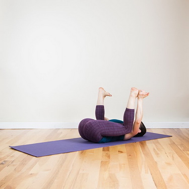 1.dong-tac-yoga-nao-chua-dau-dau-hieu-qua-3-sharoncuneta.com