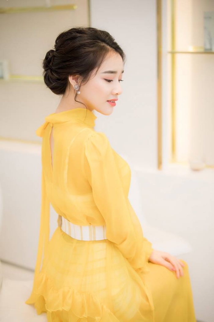 2.nha-phuong-xinh-dep-sau-scandal-voi-truong-giang-5-sharoncuneta.com