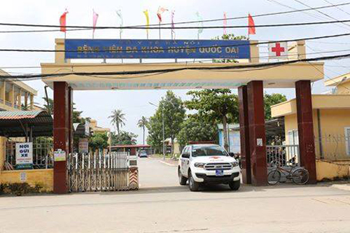 thuc-hu-tre-so-sinh-tu-vong-gia-dinh-mang-thi-hai-vao-phong-giam-doc-benh-vien-6-1473399520-width500height333