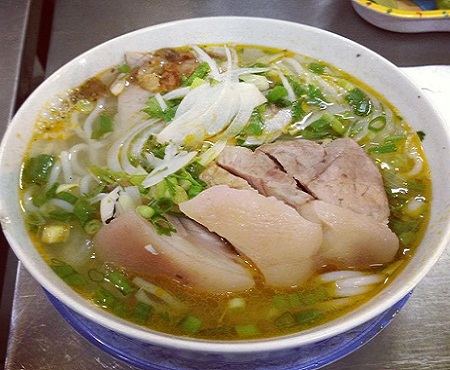 cach-nau-bun-gio-heo-ngon