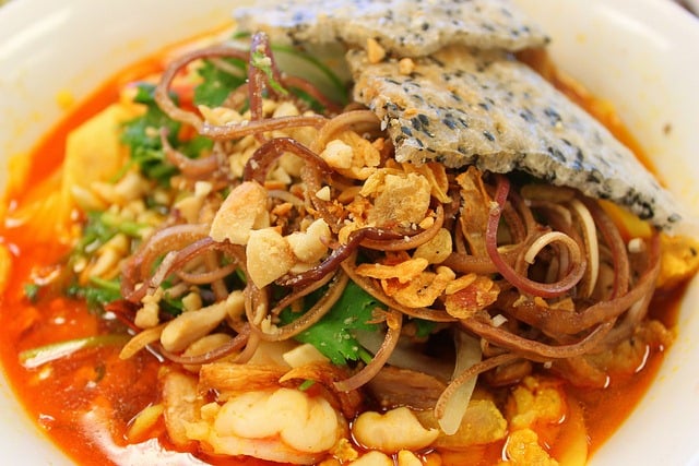 cach-nau-my-quang-1