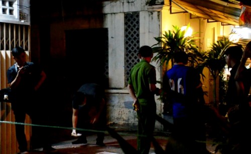 Công an khám nghiệm hiện trường một vụ án trước đó - Hình minh họa