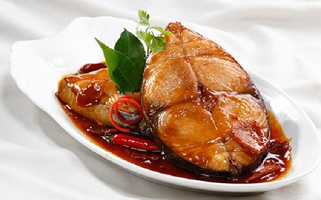 cach-lam-mon-ca-thu-kho-nuoc-dua-thom-ngon-cho-ca-nha-cung-me-1