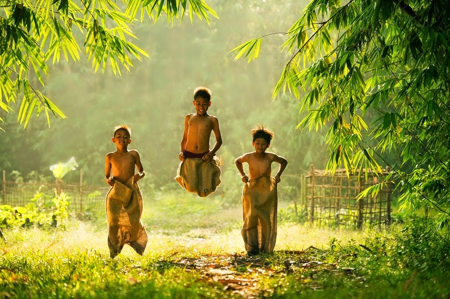 hinh-nen-may-tinh-dam-chat-thon-que-3