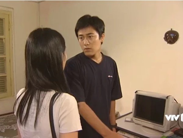 Vai Nam Kkánh điển trai khiến cả Nhung và Nguyệt lao đao.