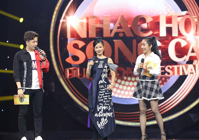 Hồng Nhung rạng rỡ tham gia gameshow sau ly hôn.