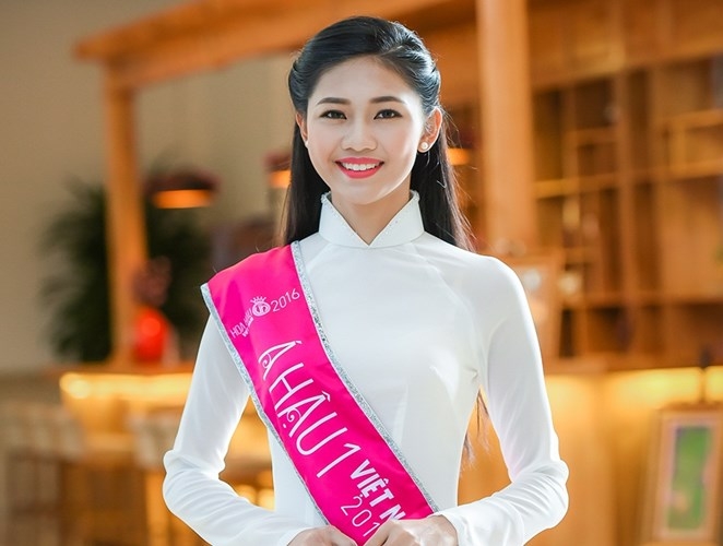 Á hậu Thanh Tú