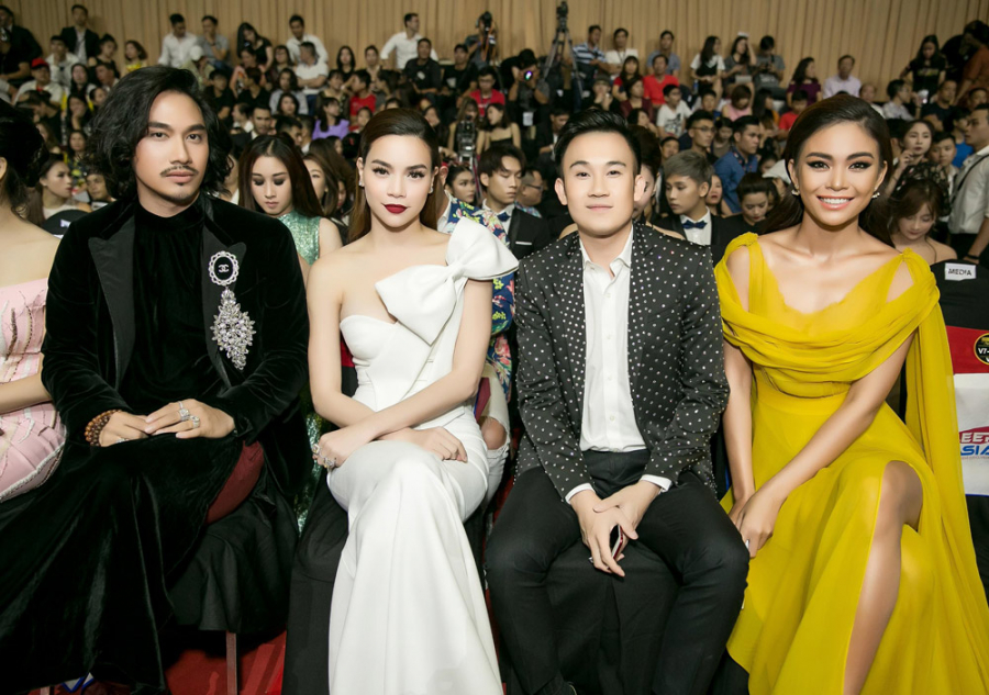 Bằng sự nỗ lực Mâu Thủy đã xây dựng chỗ đứng cho mình trong giới showbiz.