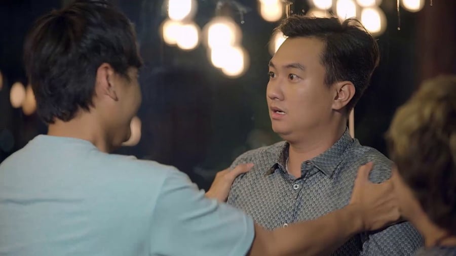 Bà Đào và Quang đi tìm Nhân để xin ứng cứu