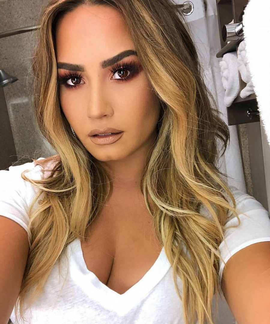 rs_1024x1228-180724130451-634-demi-lovato